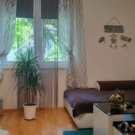Goodmood Apartman